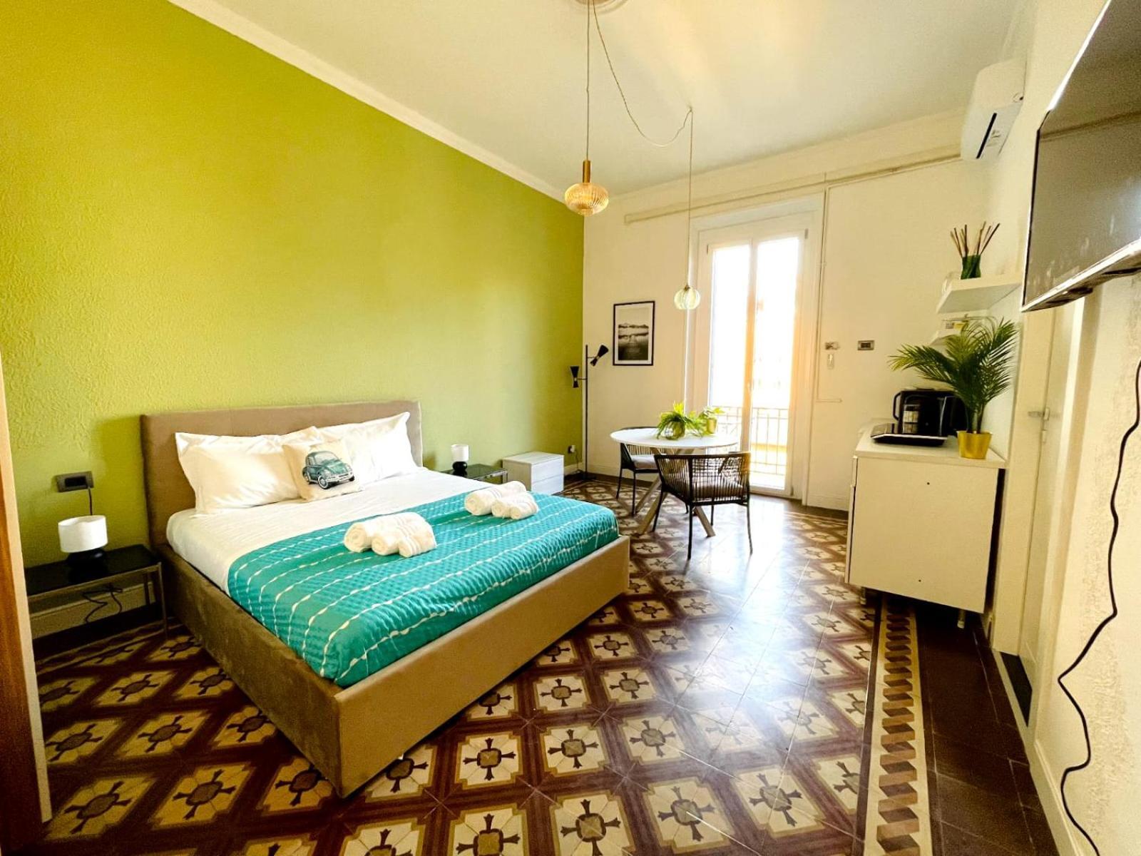 Charming Rooms Loreto 8 Милан Экстерьер фото